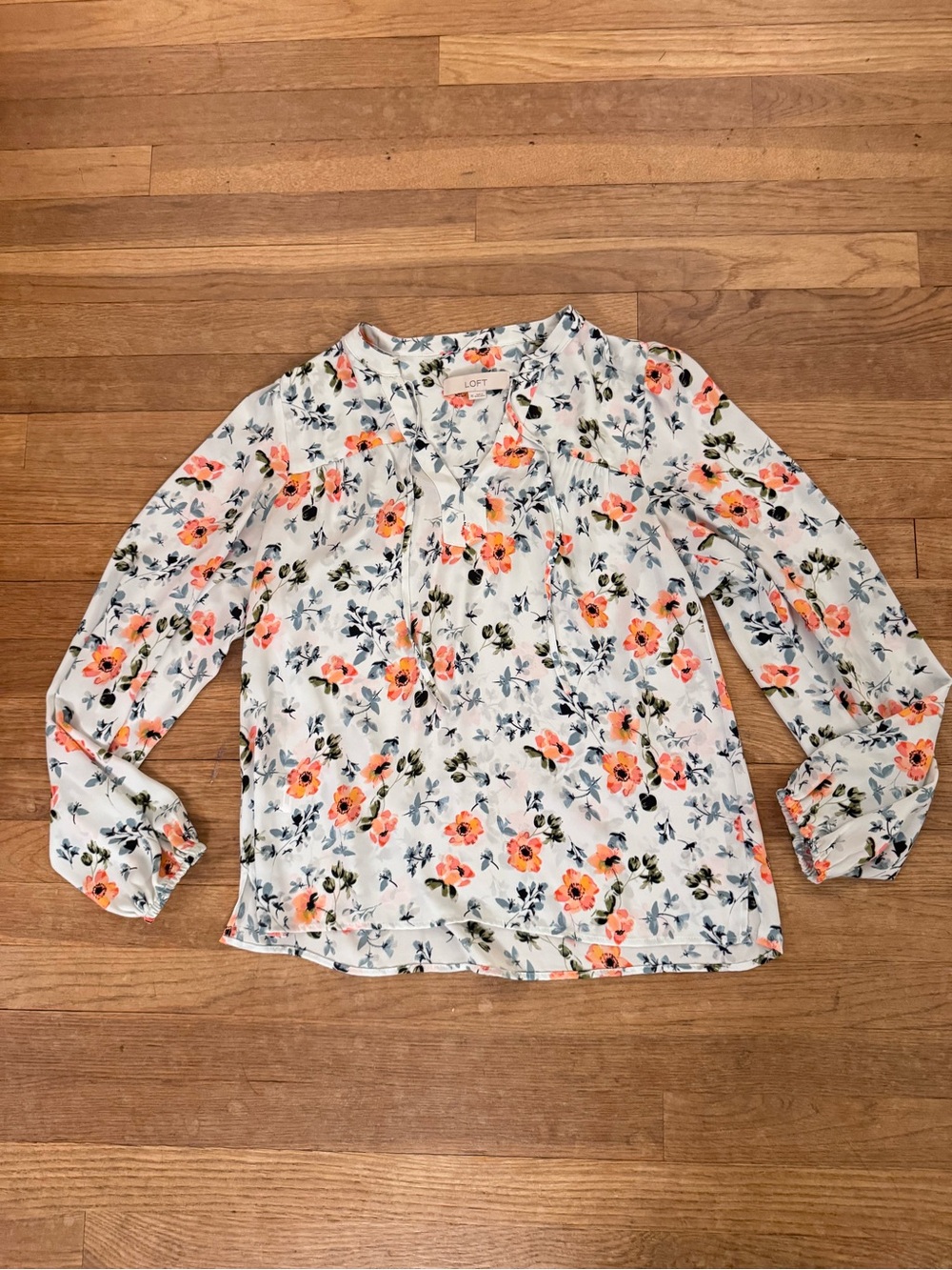 LOFT Women's White Orange Floral Long Sleeve Blouse - Size XS
 b87